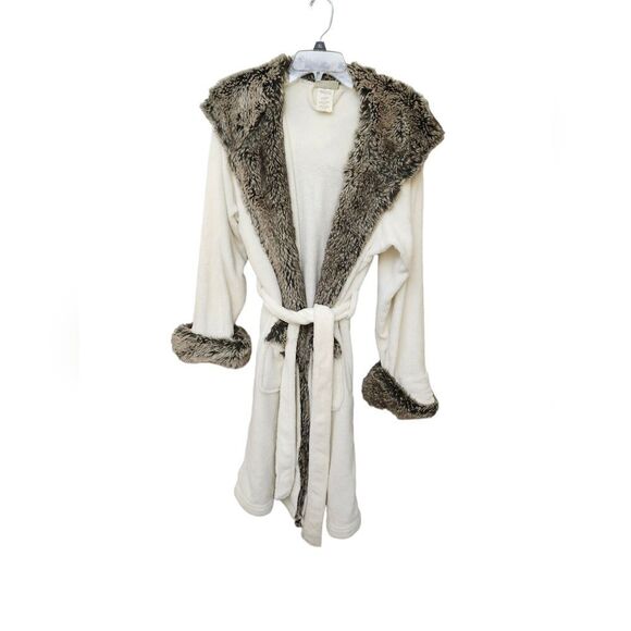Pottery barn robe with hood clearance